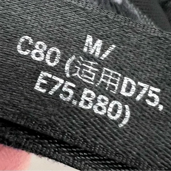 Victoria’s Secret Player Powermesh Racerback Sports Bra Women’s Medium - Picture 7 of 7